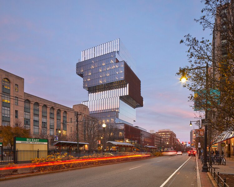 Boston University Center for Computing & Data Sciences / KPMB Architects - Photographie extérieure, fenêtres, paysage urbain