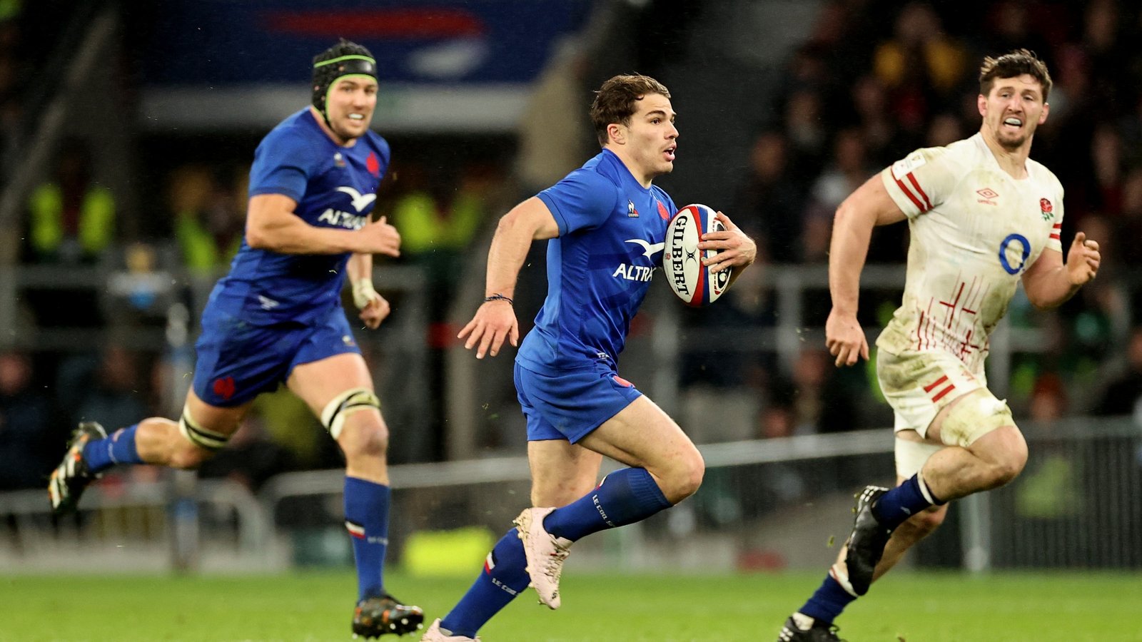 Antoine Dupont France Twickenham