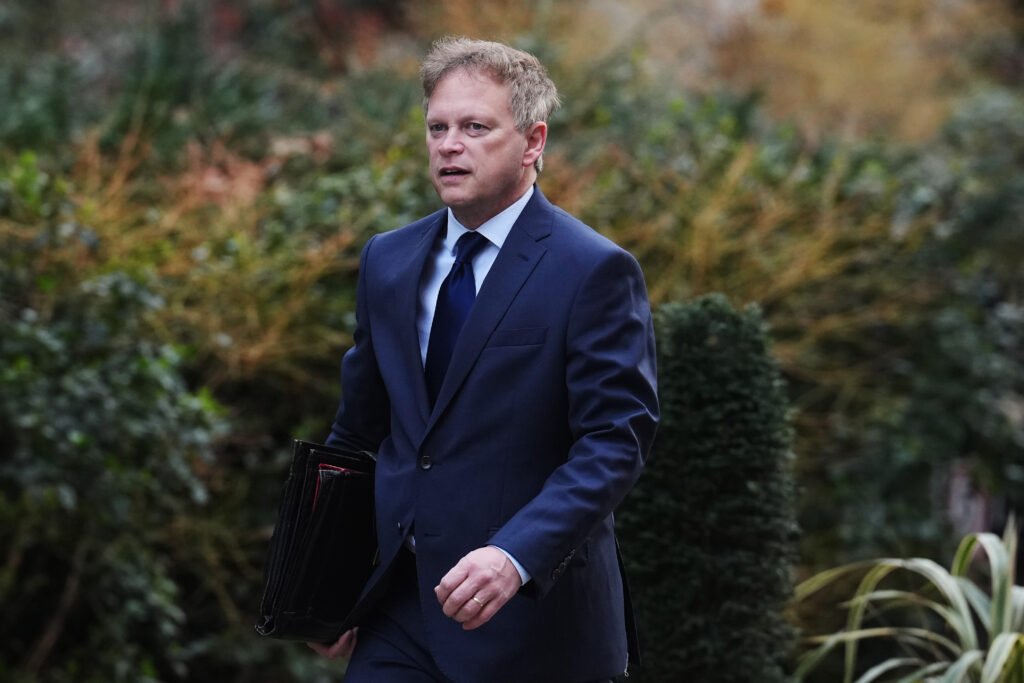 1693509962 570 Claire Coutinho la nouvelle secretaire britannique a lenergie a des