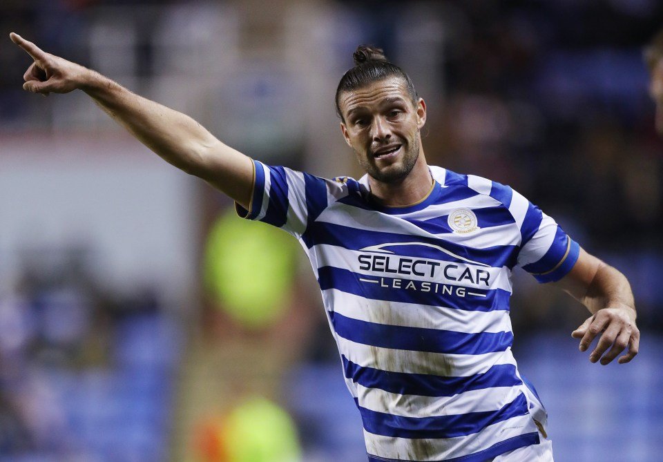 Andy Carroll arrive en France pour finaliser un transfert choc en Ligue 2 depuis Reading