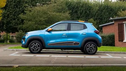 France : les ventes de voitures rechargeables ont augmenté de 50 % en juillet 2023 Dacia Printemps