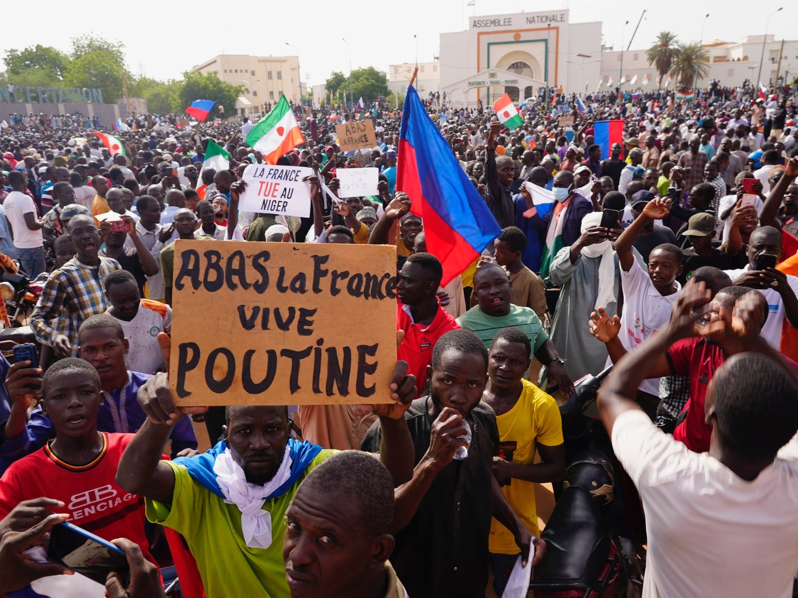 Les erreurs françaises ont aidé à créer la ceinture du coup d’État en Afrique
