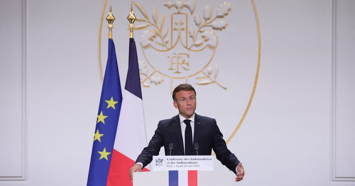 Macron : l’UE devrait envisager une « Europe à plusieurs vitesses » pour faire face à l’élargissement