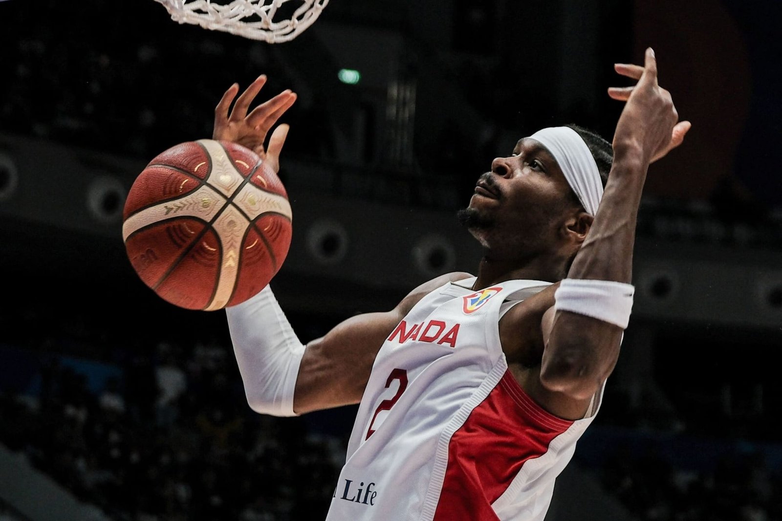 Shai Gilgeous-Alexander a fait travailler les muscles de sa Superstar lors de la victoire en Coupe du Monde FIBA