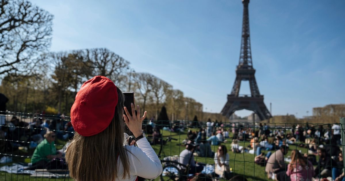 Symptômes à rechercher alors que la France émet un avertissement de voyage après la découverte d’une maladie grave
