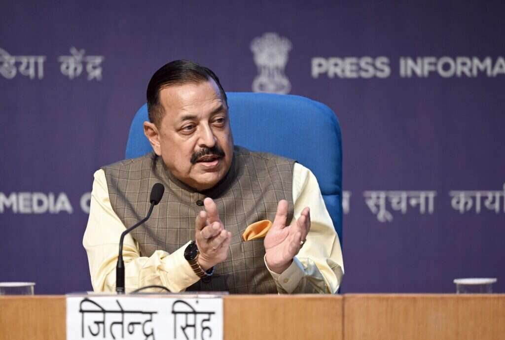 Jitendra Singh, s'adressant aux médias après l'approbation de la mission nationale quantique de l'Inde.
