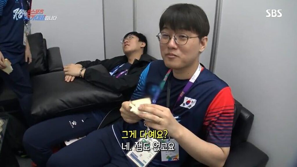 Faker sur les prochains Jeux Asiatiques : League of Legends TL CoreJJ mangeant du pain Jeux asiatiques 2018 Jakarta