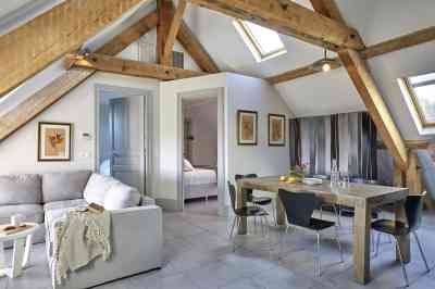 Un appartement de deux chambres au Château Les Carrasses est en vente pour 379 000 (326 000) avec Languedoc Property Finders