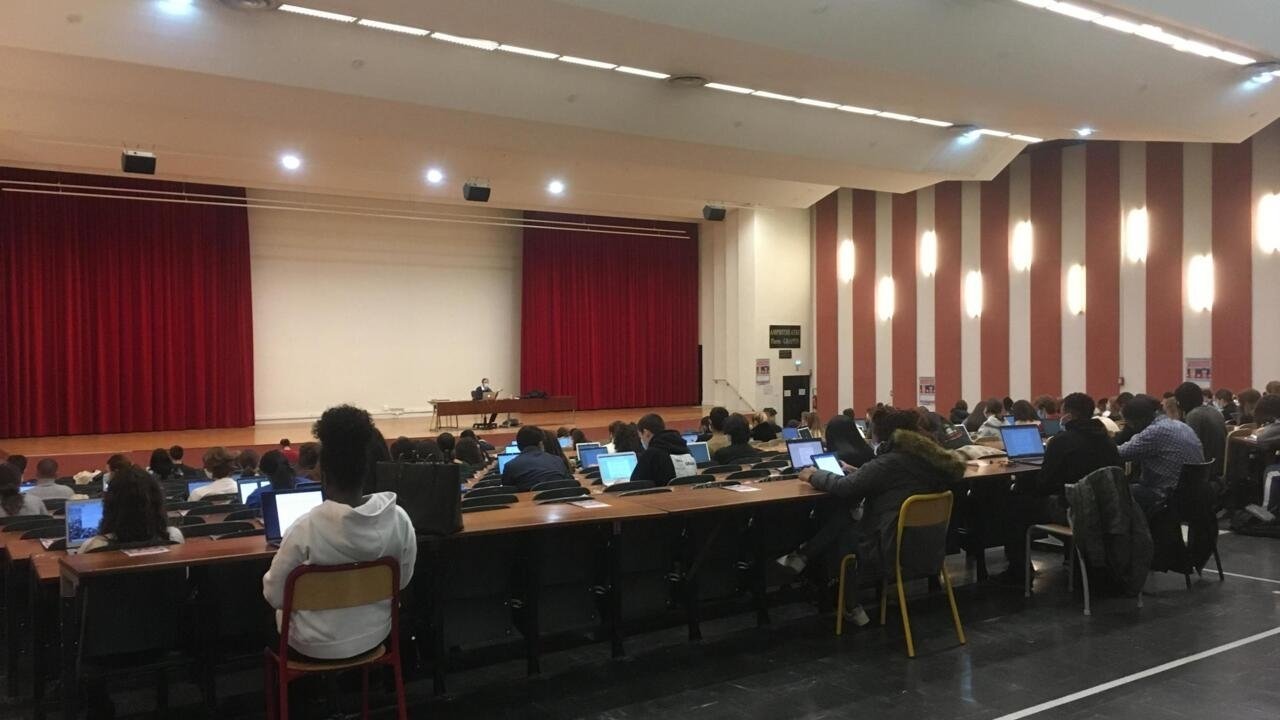 La France suspend les visas pour les étudiants du Niger, du Burkina Faso et du Mali
