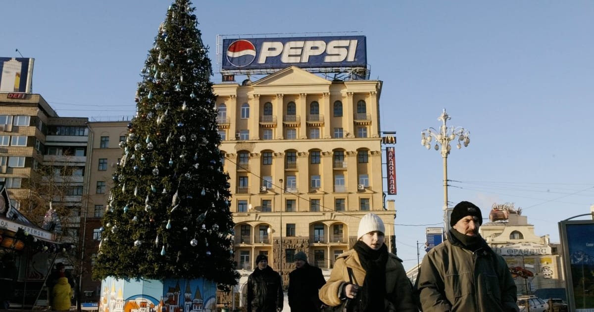 Le « Blood Pepsi » expulsé du parlement finlandais à cause des affaires russes