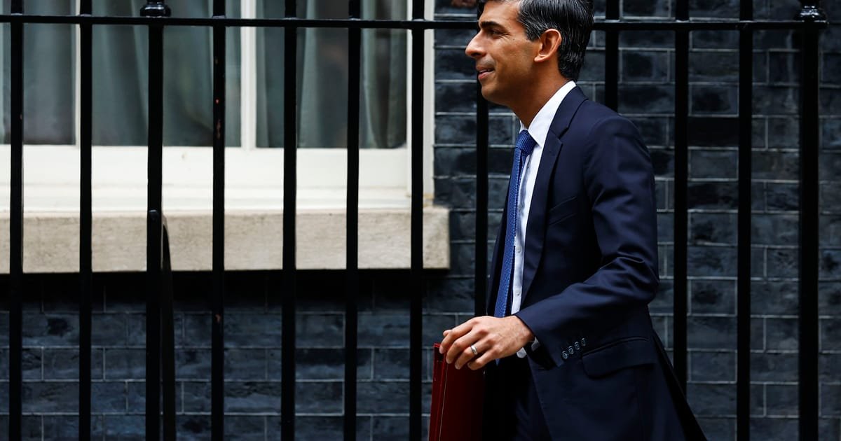 Tableau de bord des PMQ : Rishi Sunak et Keir Starmer se battent au sujet des espions sous les yeux du créateur de Black Mirror