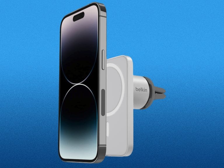The Belkin Car Vent Mount Pro with MagSafe has a powerful magnet