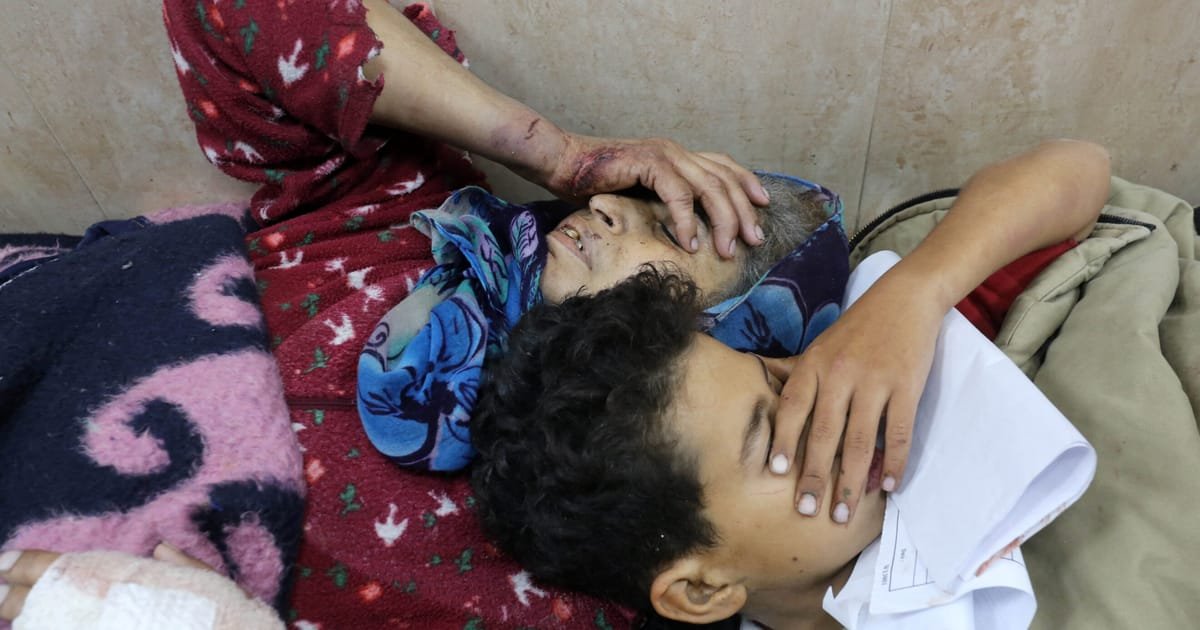 Israël bombarde des camps de réfugiés dans le centre de Gaza