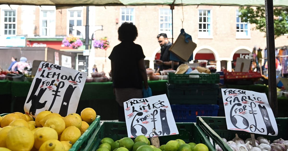 L’inflation britannique chute fortement en novembre, renforçant les espoirs de baisse des taux de la BoE