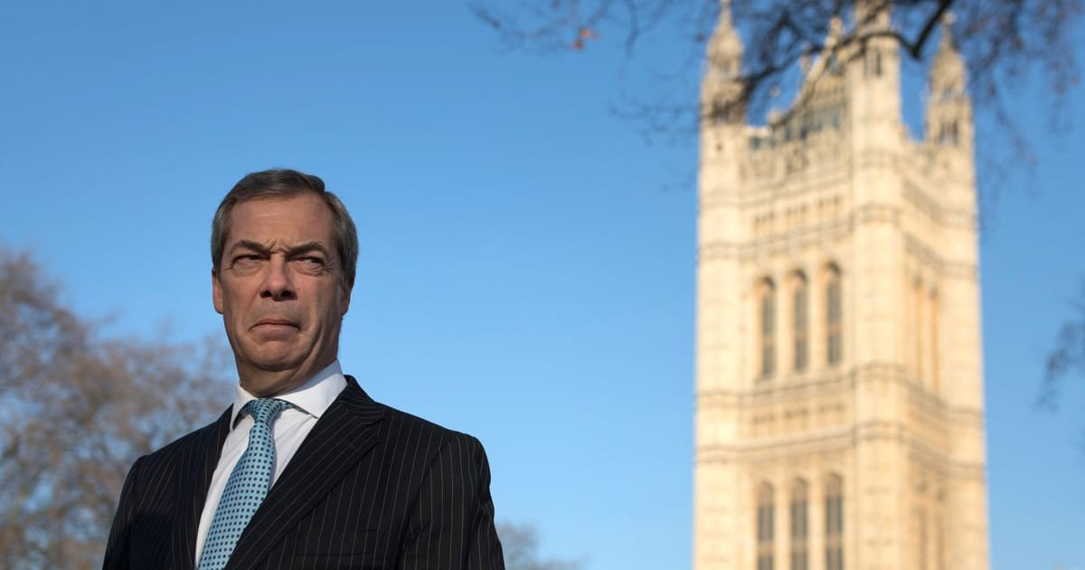 Nous avons regardé Nigel Farage danser seins nus dans une jungle pour que vous n’ayez pas à le faire