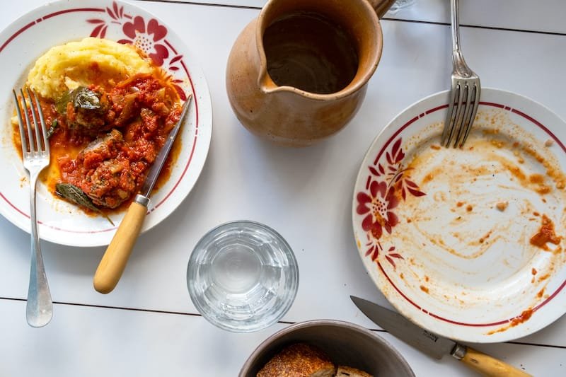 Provisions, Marseille, photo by Annie Etheridge