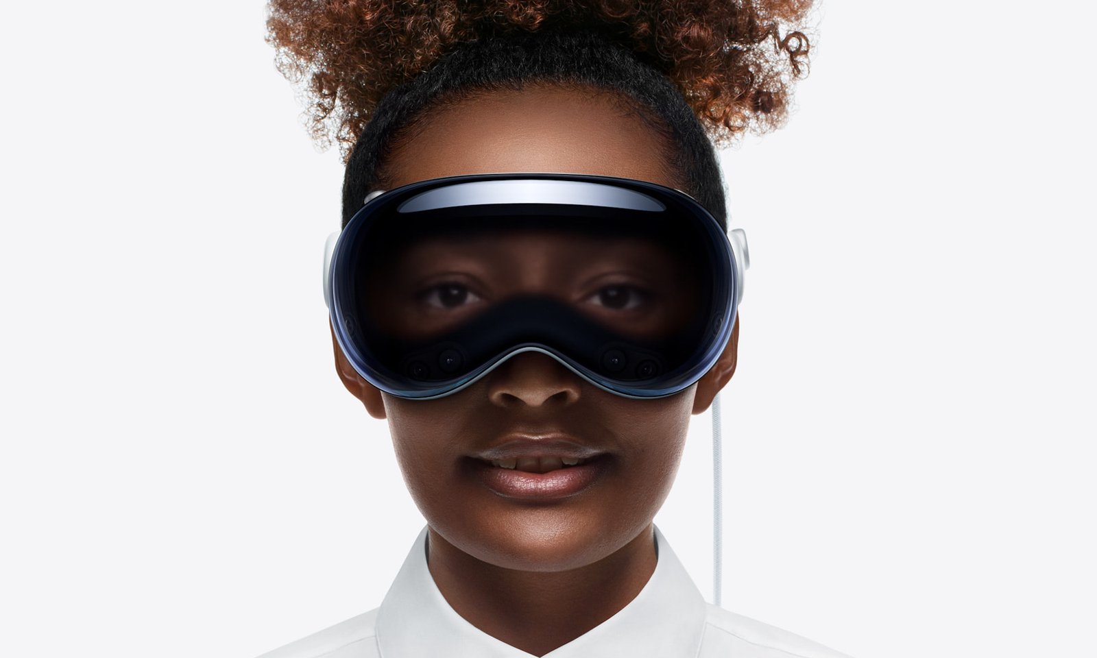 Apple Vision Pro vient de rendre l’informatique spatiale accessible avec une date de lancement en février