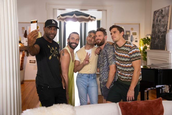 Karamo Brown (à gauche), Jonathan Van Ness, Tan France, Bobby Berk et Antoni Porowski sur la saison 8 de 