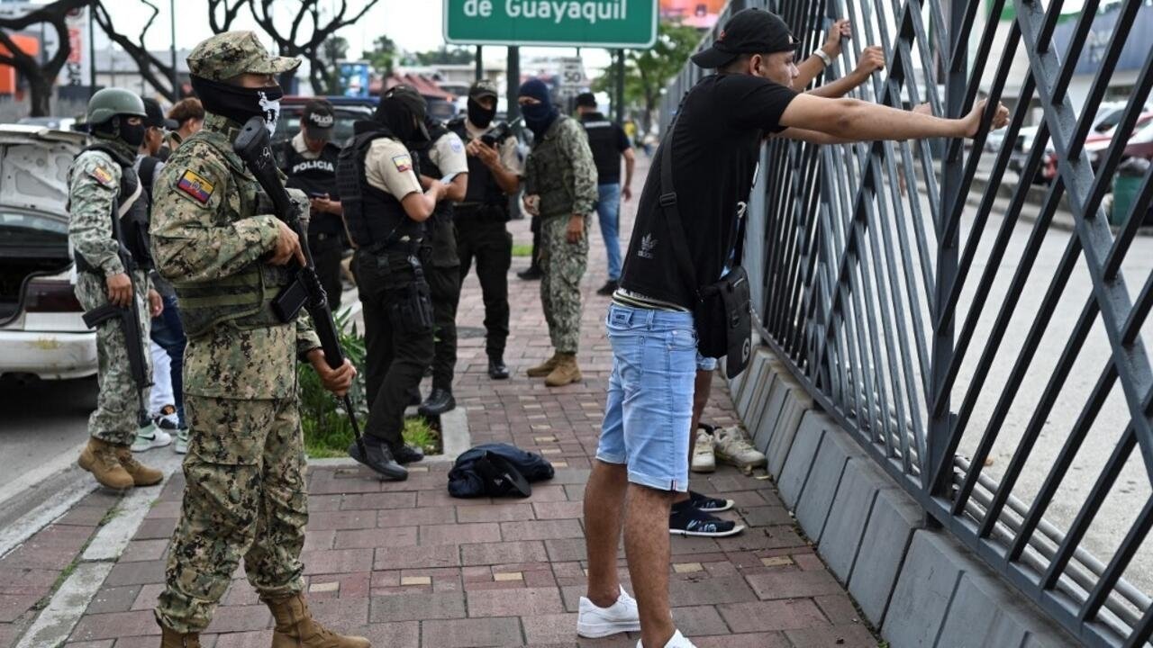 La police équatorienne arrête près de 70 personnes qui tentaient de s’emparer d’un hôpital