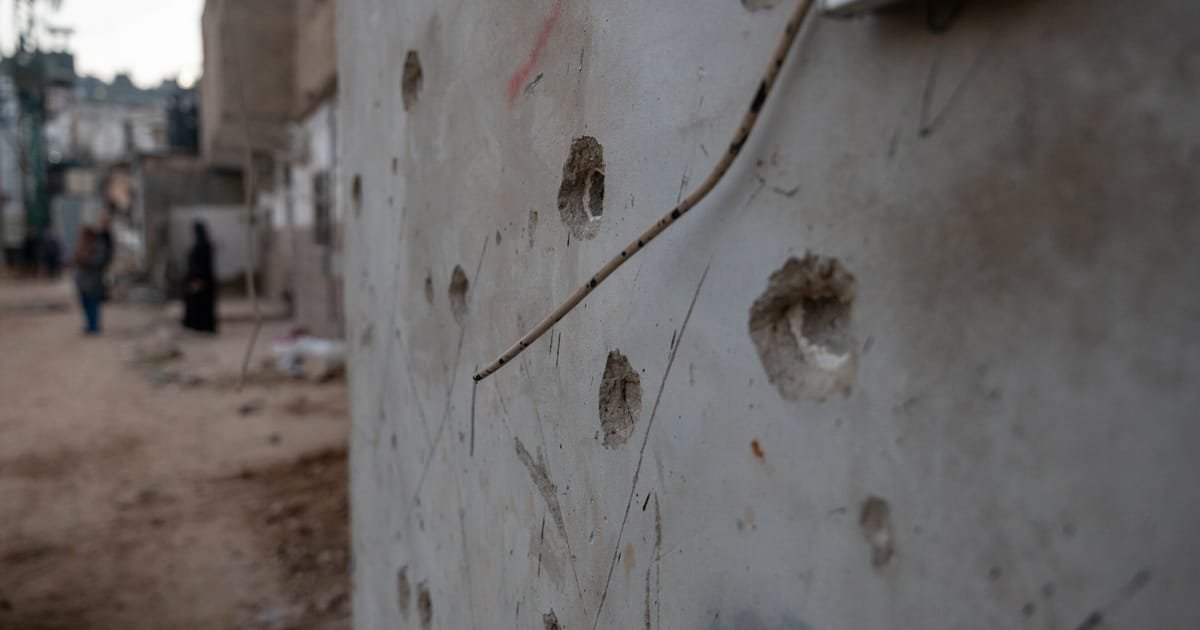 Les frappes israéliennes tuent 7 civils en Cisjordanie et 2 journalistes à Gaza