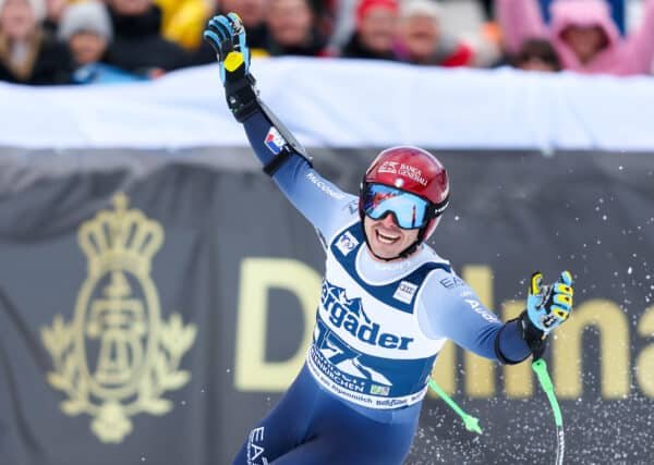 Une journee de surprises le Francais Nils Allegre remporte