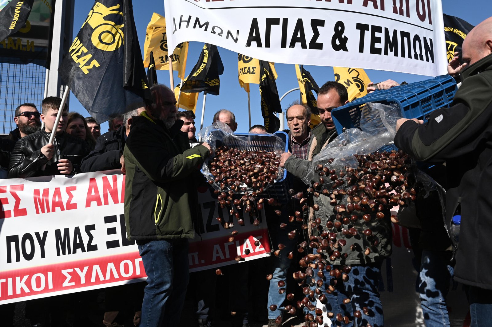 Environ 2 000 agriculteurs grecs ont manifesté samedi à Thessalonique