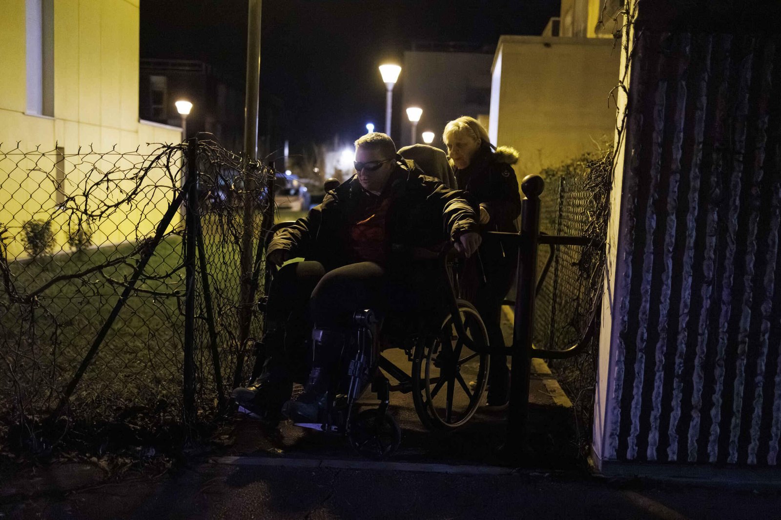 L'amie et soignante de Lydie Imhoff, Marie-Josée Rousseaux, l'accompagne alors qu'elle quitte son domicile à Besançon, en France, le 31 janvier 2024, pour se rendre en Belgique pour y être euthanasiée.