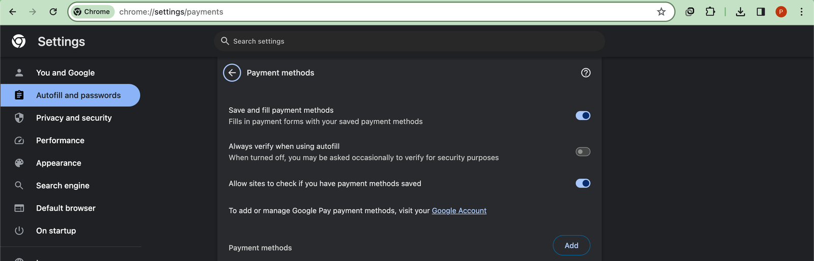 Activez Enregistrer et remplir les modes de paiement et Autoriser les sites à vérifier si vous avez enregistré des modes de paiement.