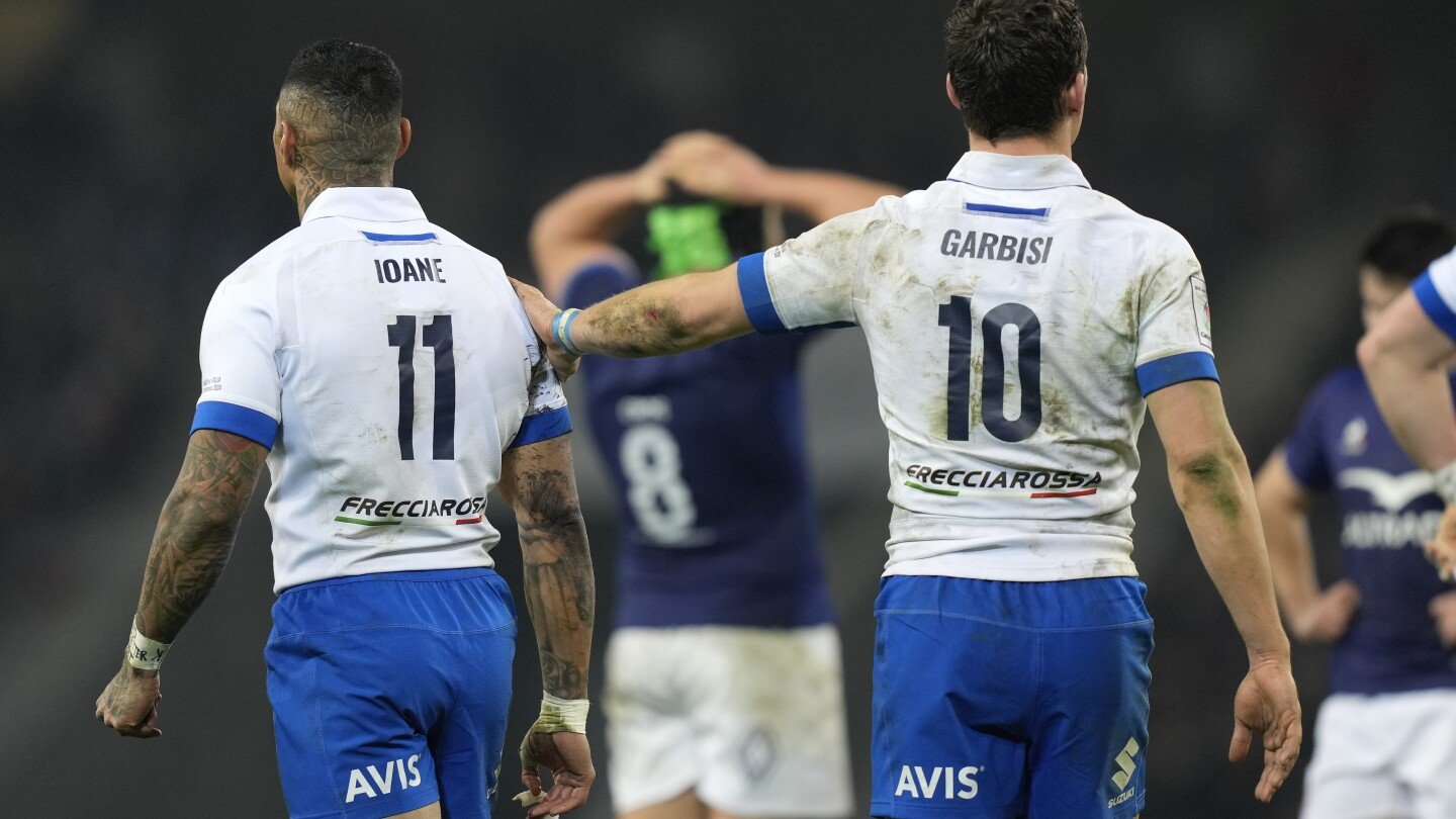 L’Italie frappe le poteau avec un penalty de dernière minute et fait match nul contre la France