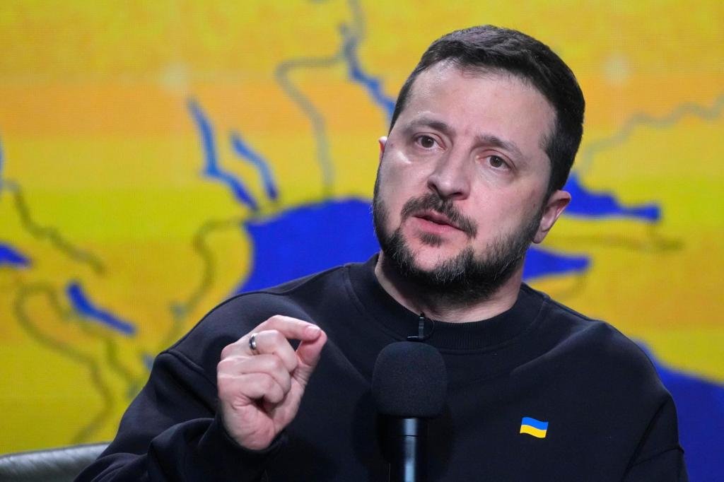 L’Ukraine Zelensky signe des accords de sécurité avec l’Allemagne et la France alors que Kiev renforce son soutien