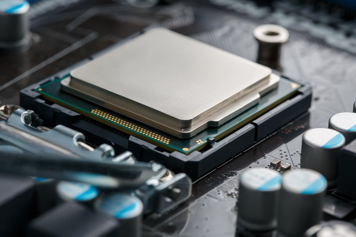 La solution de contournement permet d’améliorer les performances de jeu sur les processeurs Intel obsolètes – Le mod UEFI à barre redimensionnable fonctionne avec des processeurs aussi anciens que Sandy Bridge