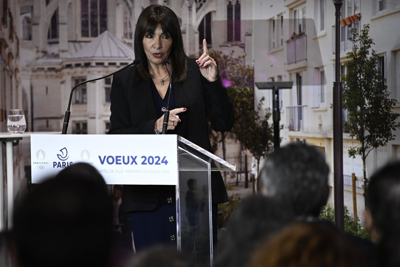 La maire de Paris, Anne Hidalgo, aime vanter ses qualités environnementales.