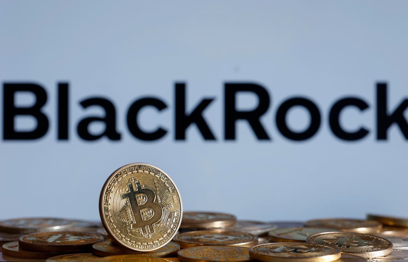 Coinbase s’est révélé soutenir BlackRocks 5 000 milliards de dollars d’ici 2030, un changement de jeu cryptographique après la pompe des prix Bitcoin, Ethereum et XRP