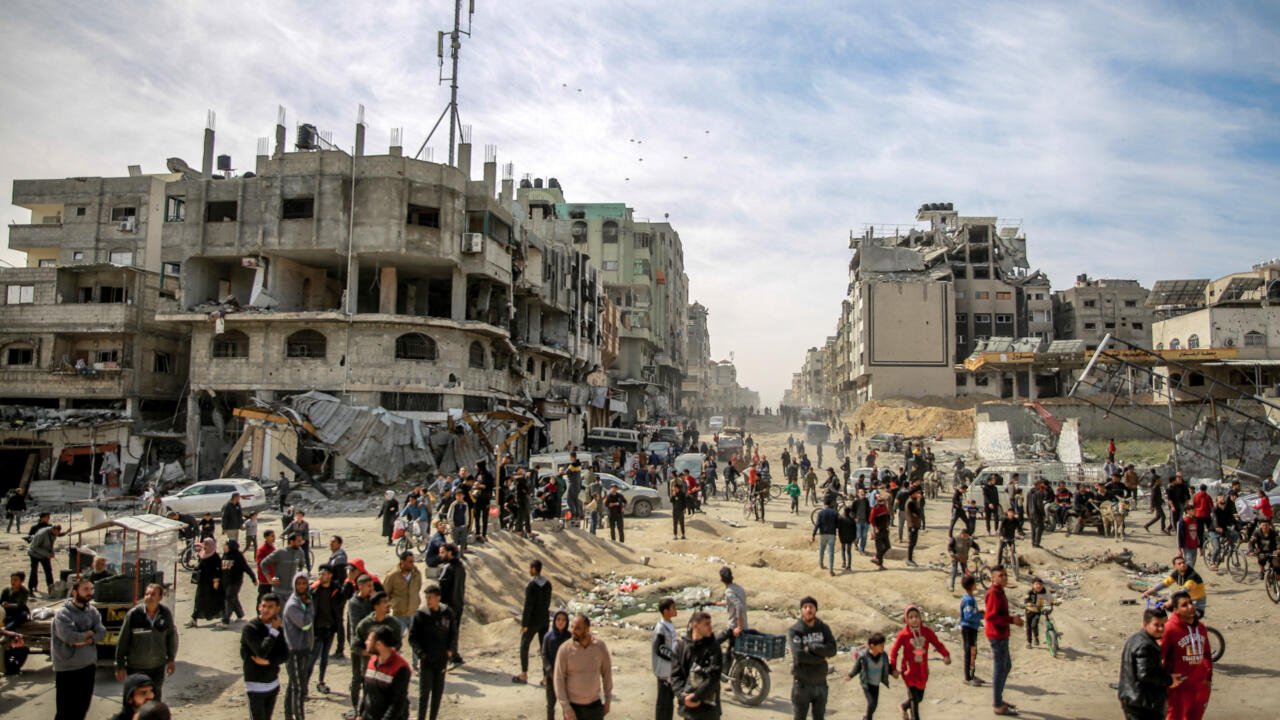 Israël fait face à une pression croissante pour qu’une enquête soit menée sur les décès liés à l’aide à Gaza et les États-Unis doivent larguer des fournitures