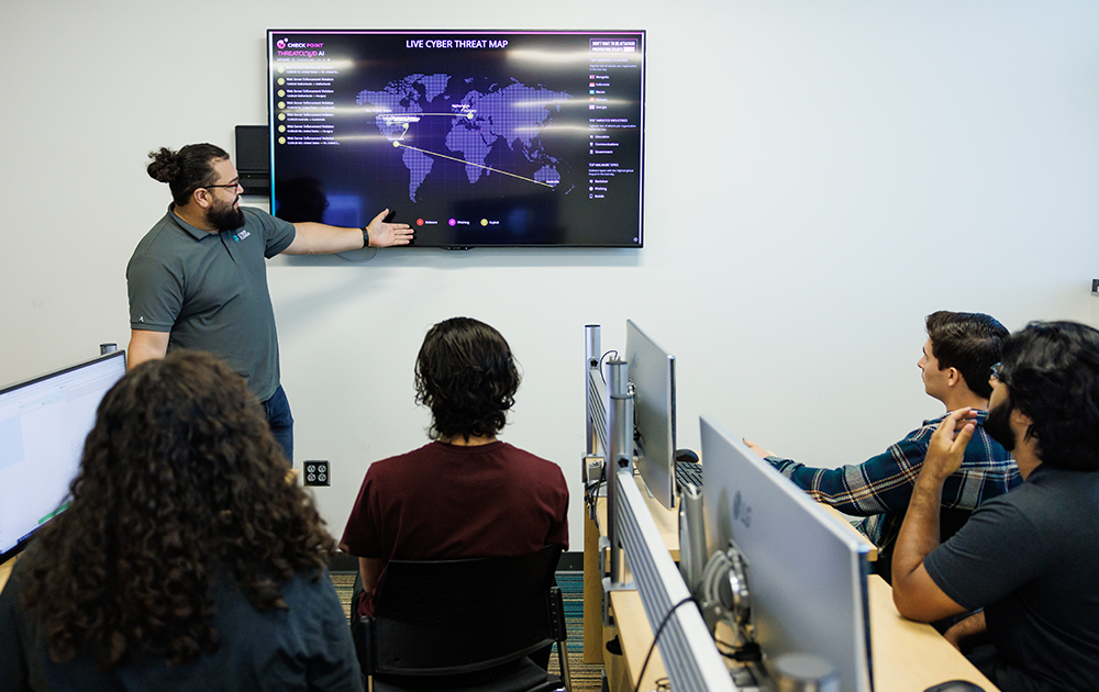 L’USF envisage de lancer une université axée sur l’intelligence artificielle, la cybersécurité et l’informatique