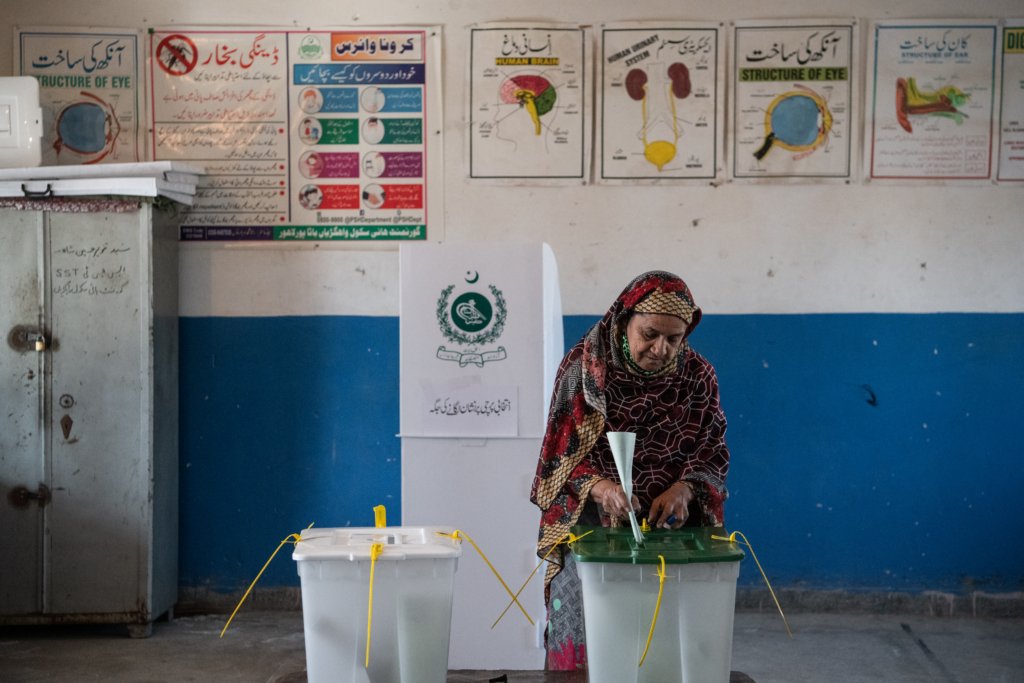 La coupure d’Internet le jour des élections au Pakistan est une attaque irresponsable contre les droits des peuples