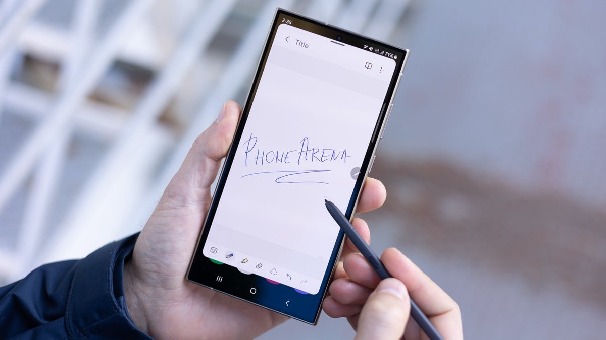 Le Galaxy S24 Ultra haut de gamme de Samsung obtient sa toute première remise en espèces sans conditions