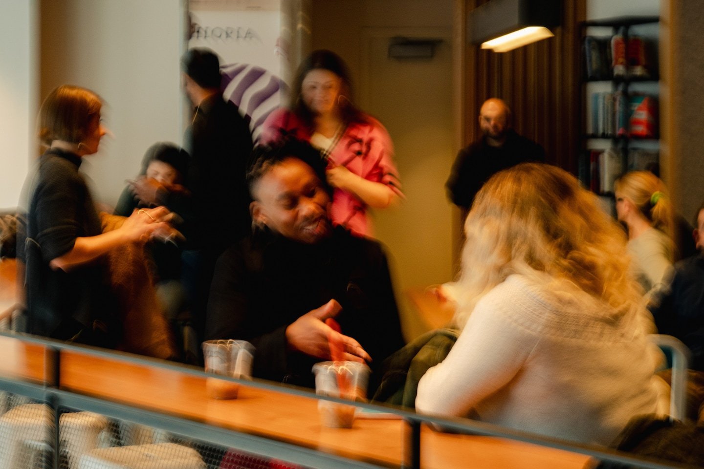 Les applications de rencontres sont devenues si mauvaises que le speed dating est de retour