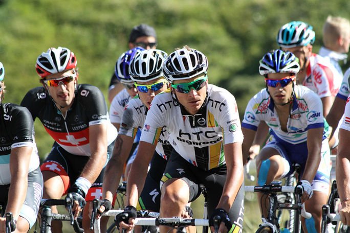 Un groupe de cyclistes du Tour de France Un groupe de cyclistes du Tour de France