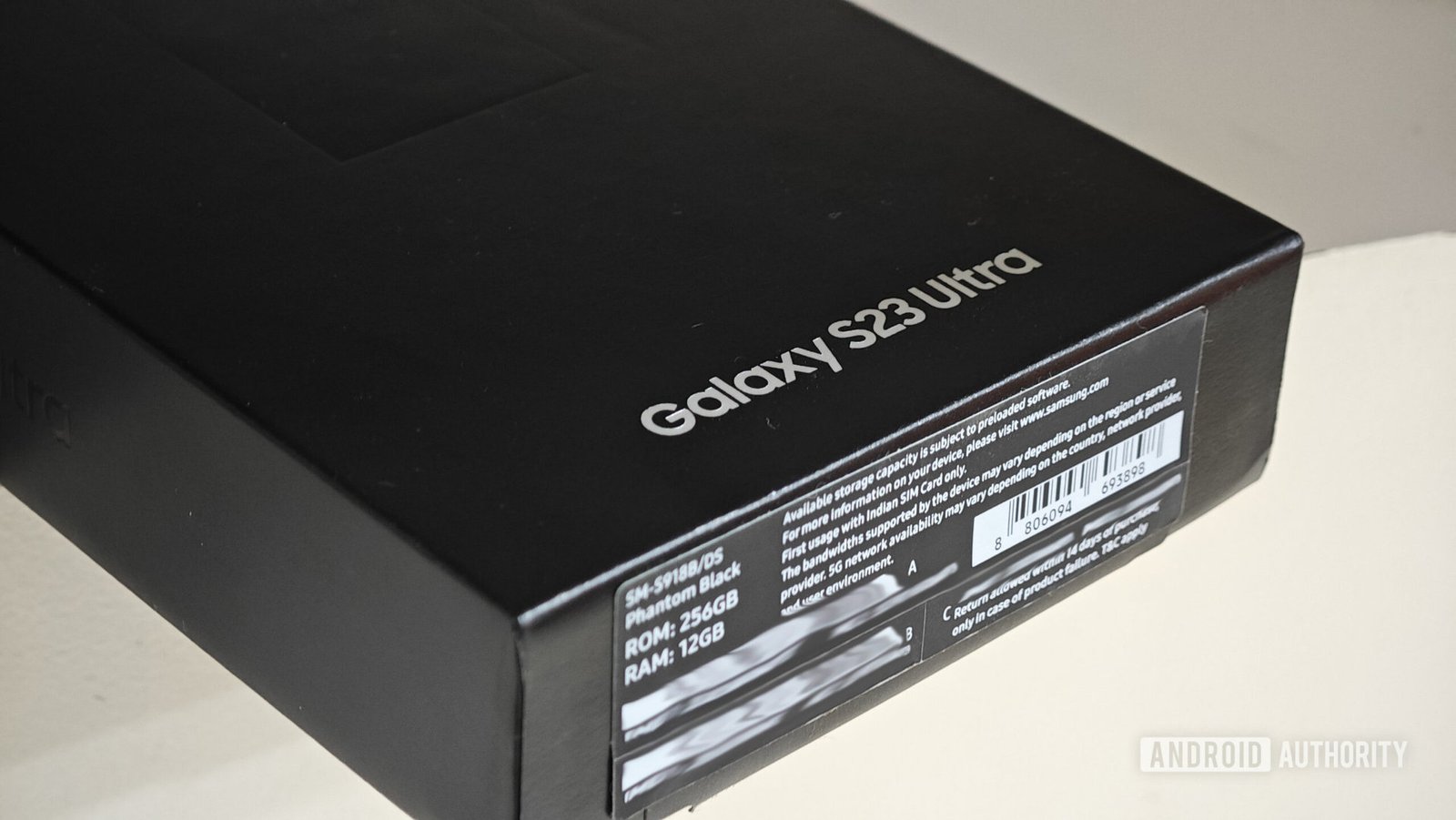 Samsung Galaxy S23 Ultra Box Comment trouver le modèle de téléphone Samsung