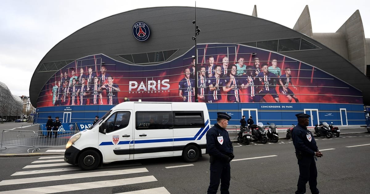 La menace terroriste de l’Etat islamique oblige la France à renforcer la sécurité du football en Ligue des champions