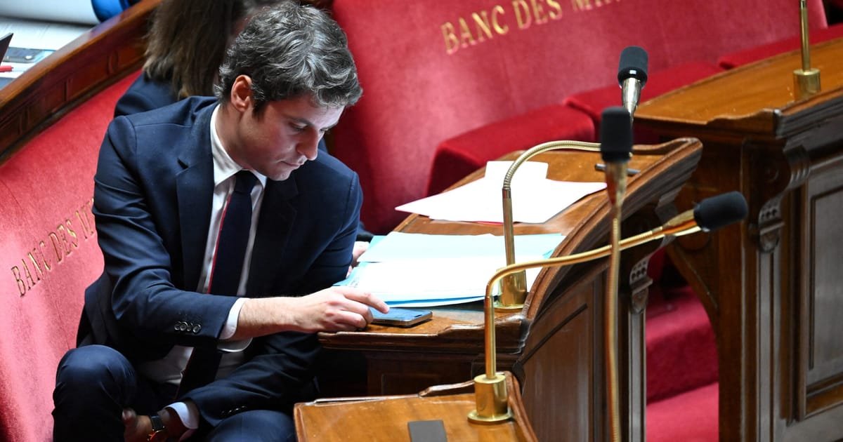 Les réseaux sociaux constituent une menace pour la langue française, déclare le Premier ministre français