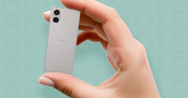 Oh mon Dieu : le mini téléphone « Pocket Rocket » de Sony
