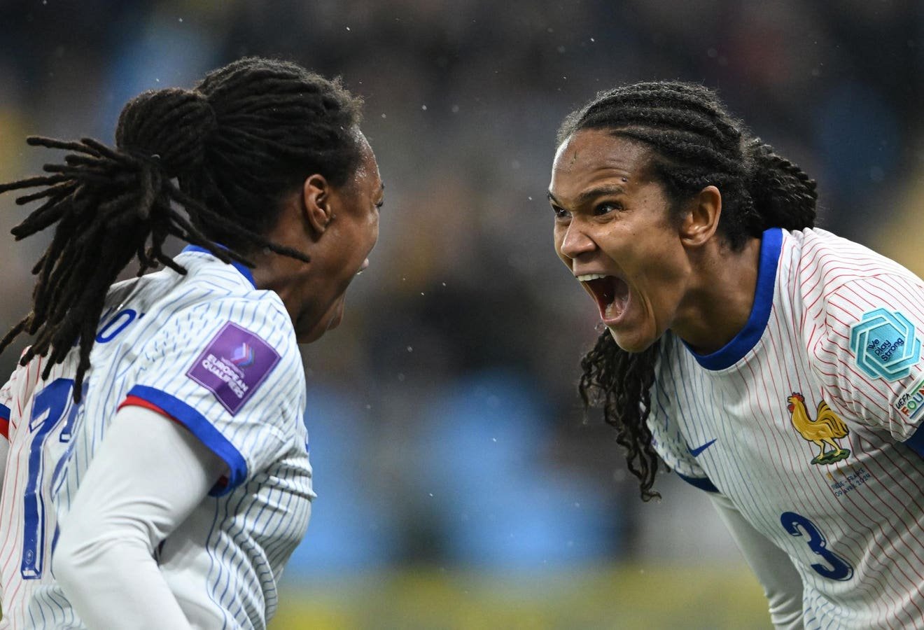 Renard mène la France à une victoire contre la Suède, Cascarino et Le Sommer blessés