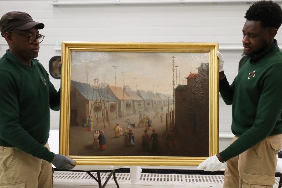 1716121462 307 ObjectifALentille Cite interdite et chateau de Versailles temoins