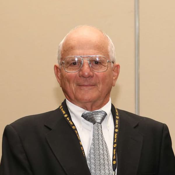 Albert Ruckman70 |  Prix ​​des anciens élèves distingués du Collège d’ingénierie, de conception et d’informatique