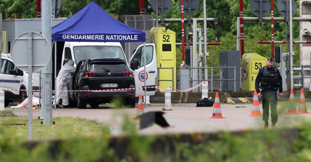 Une chasse à l’homme en cours en France après l’évasion d’un prisonnier dans une embuscade
