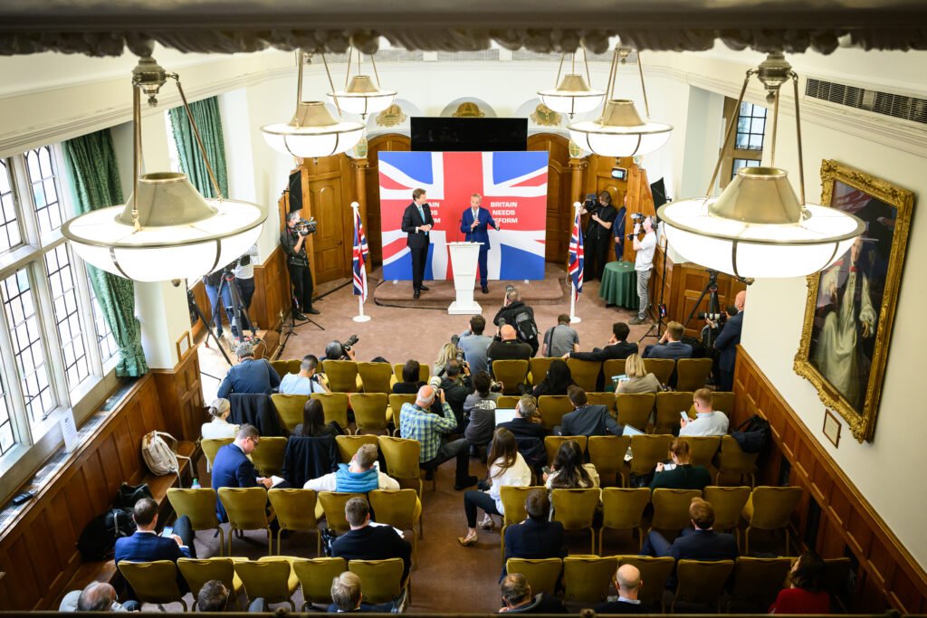 Comment Nigel Farage a fait exploser les élections britanniques