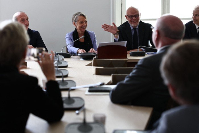 Edouard Philippe avec Lisabeth Borne 