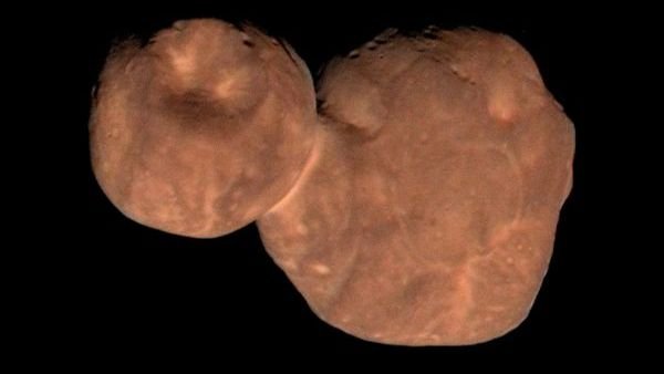 Arrokoth, le « bonhomme de neige de l’espace », a probablement le goût du savon sucré
